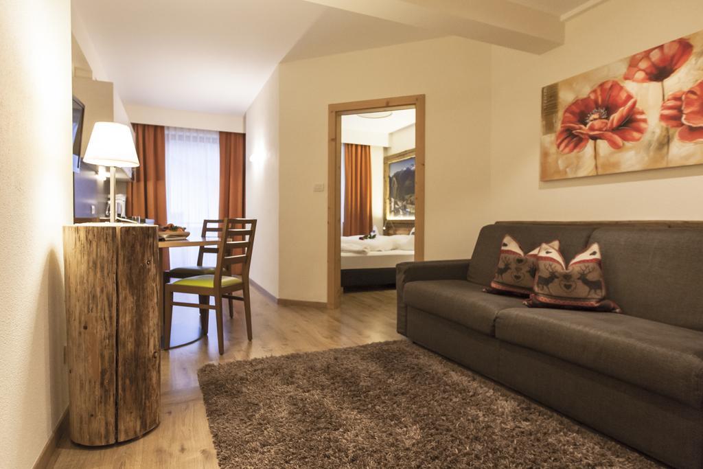 Apartments Schneider ลูตาโก ภายนอก รูปภาพ