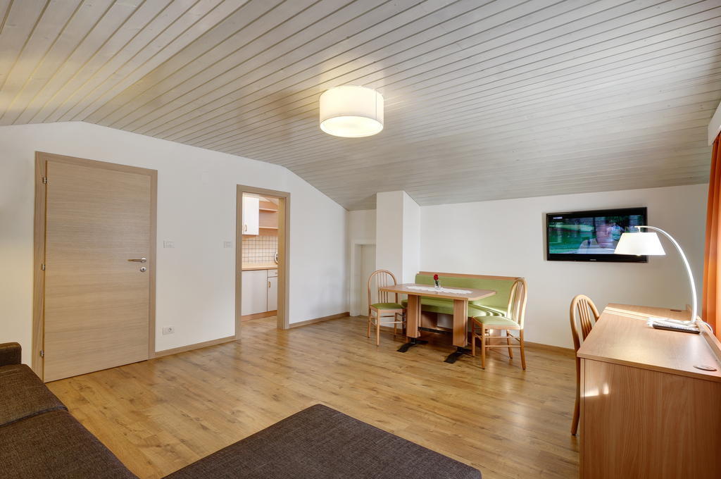 Apartments Schneider ลูตาโก ห้อง รูปภาพ
